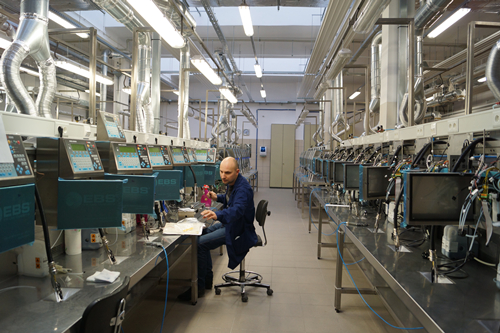 手持噴碼機(jī)的使用方法有哪些(手持噴碼機(jī)的注意事項)